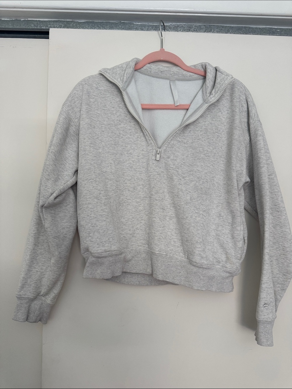 Fabletics Women’s Light Gray Quarter-Zip Hooded Pullover